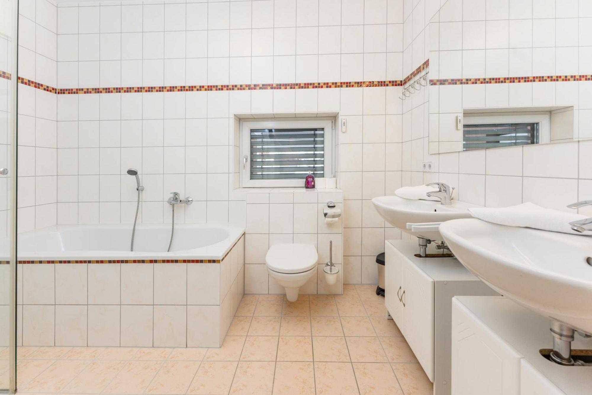 Ferienwohnungen Karoline By Schladming-Appartements Ruang foto